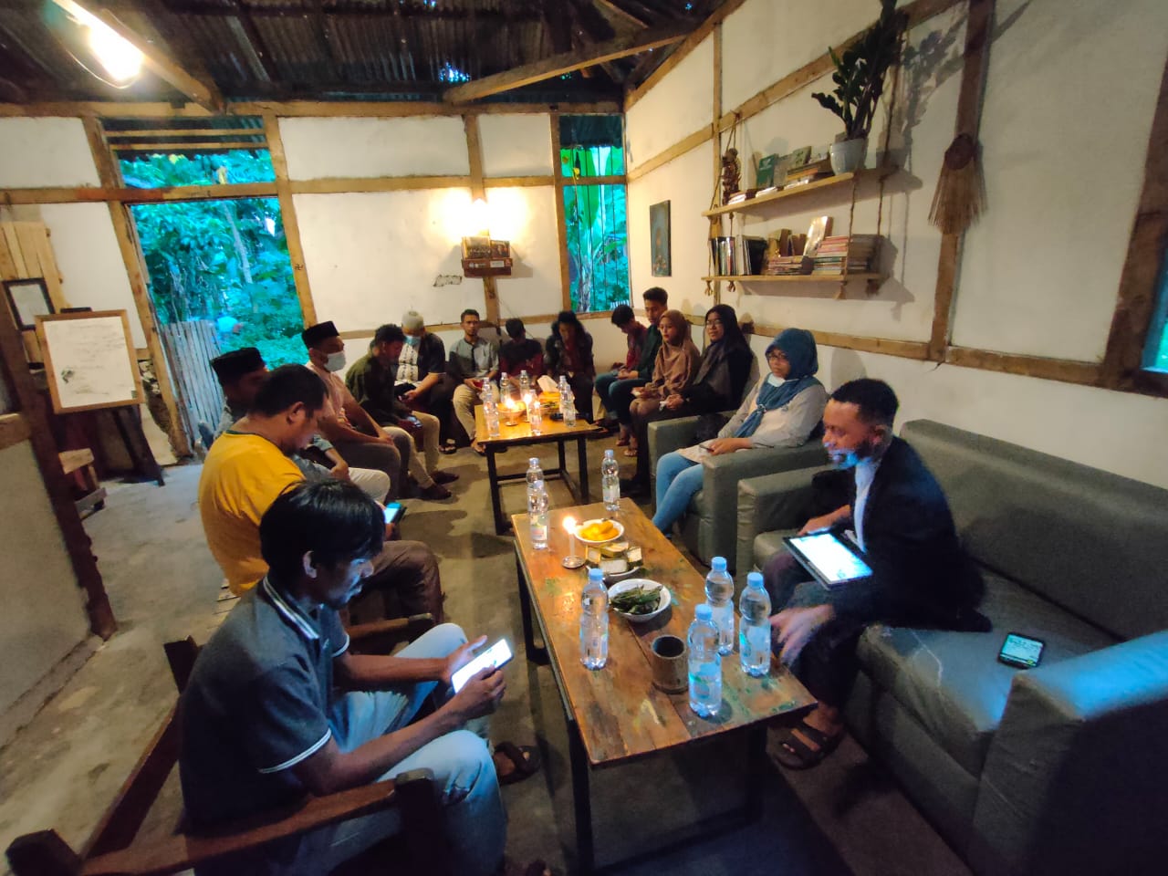SATUPENA MALUKU UTARA GELAR BUKBER DAN TADARUS PUISI