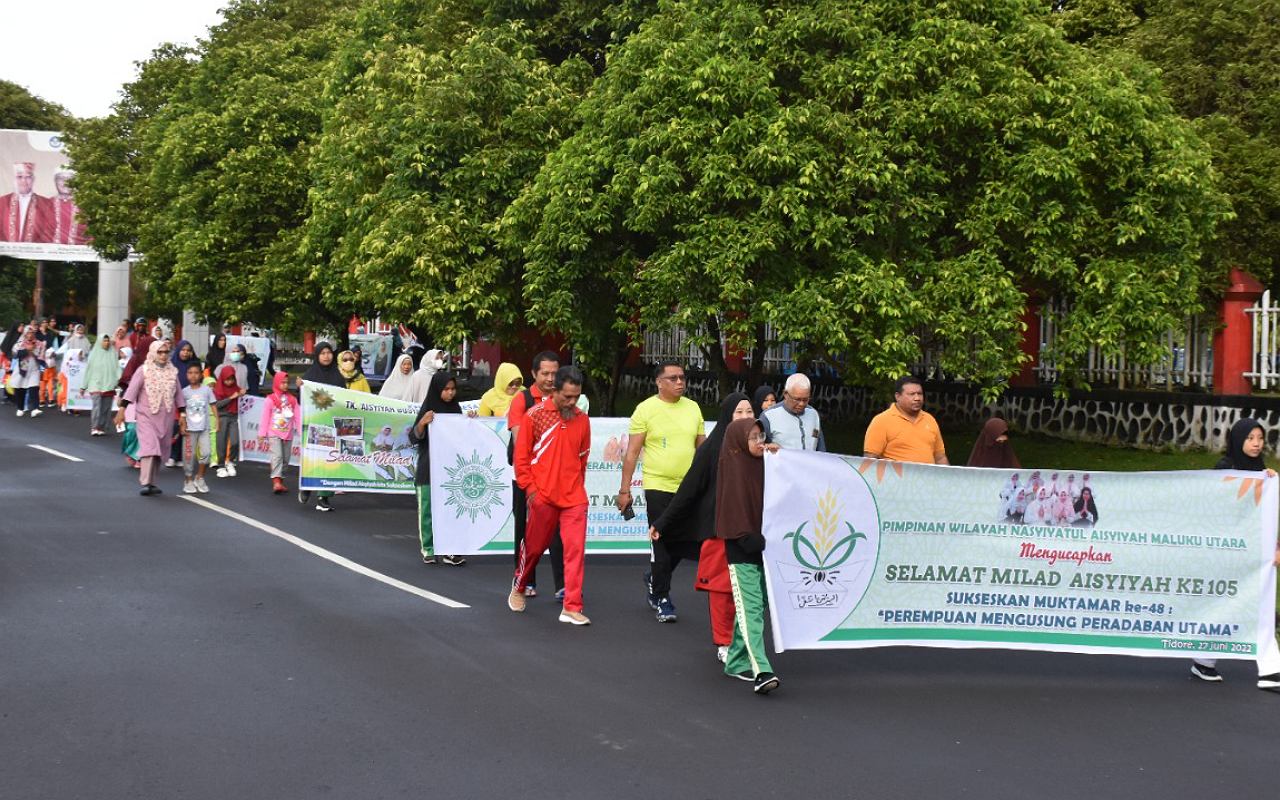 Peringati Milad Ke- 105 Aisyiyah Dengan Jalan Santai di Tidore