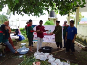 Idul Adha 1443 H: Pemuda Muhammadiyah Maluku Utara Salurkan Daging Kurban