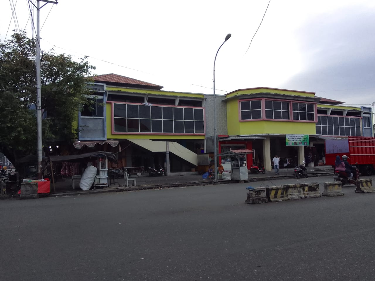 Disperindag Ternate Diminta Untuk Fungsikan Lantai Dua Pasar Sabi- Sabi