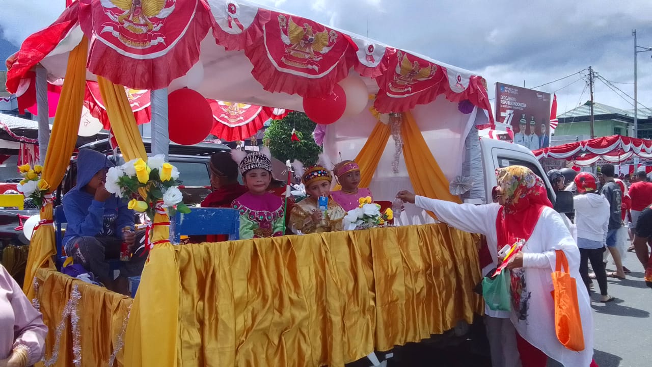 Meriahkan HUT Ke 77 RI, IGTKI Kota Ternate Gelar Karnaval