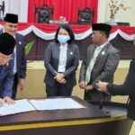 Pemda dan DPRD Halut Tandatangani Nota Kesepakatan Perubahan KUA-PPAS Tahun 2022