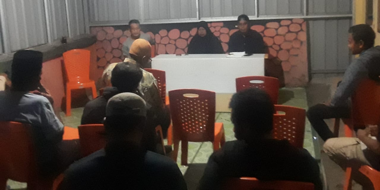 Masyarakat Fitu Tagi  Janji Wali Kota Ternate