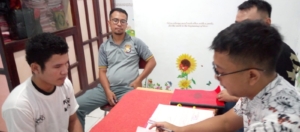 Reskrim Polres Serahkan Tersangka Pembacokan ke Kejari Halut