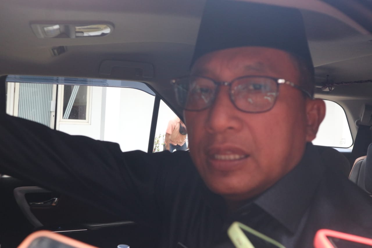 Walikota Ternate Minta Hentikan Pekerjaan Pemerataan CV Dragon
