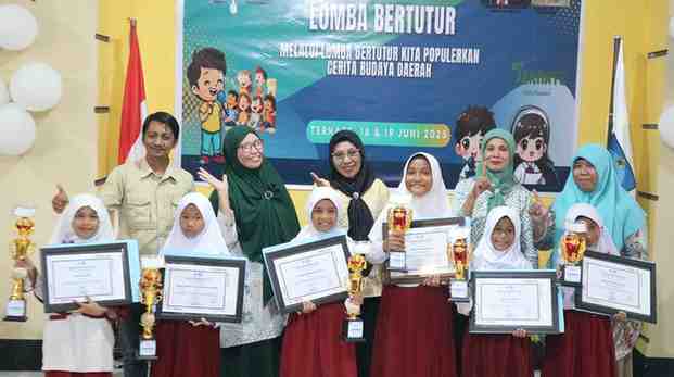 Lomba Bertutur Tingkat SD di Ternate, Izzatul Auliah Raih Juara Pertama
