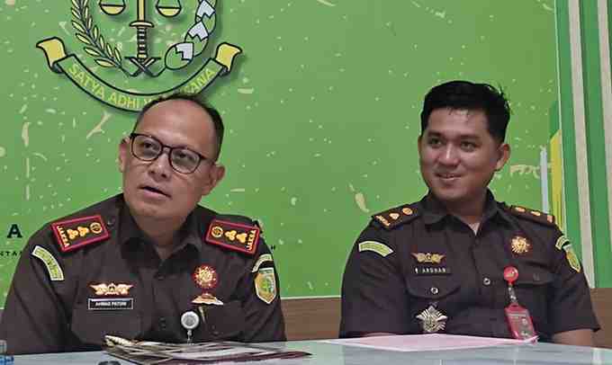 Modus Palsukan Tandatangan Raup Rp1.2 Miliar, Kejari Halsel Tetapkan SHS Tersangka