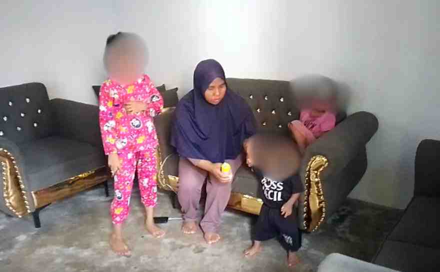 Aksi di Depan Kantor DPRD Ternate Ricuh, Dua Lansia dan Anak-Anak Jadi Korban Gas Air Mata