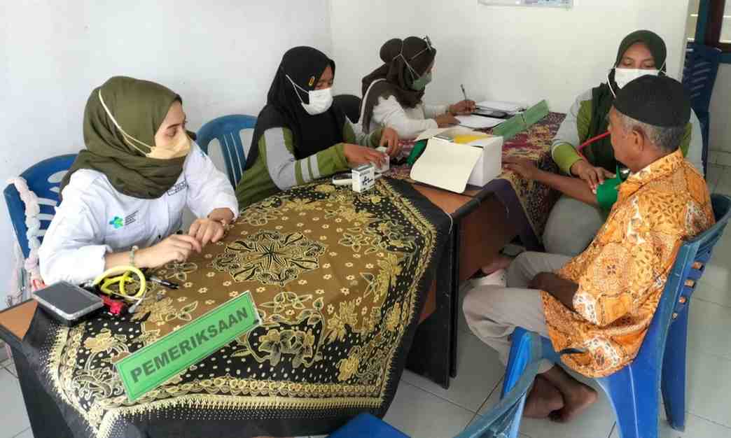 Aksi Awal Tahun, Dinkes Kepulauan Sula Gelar Pengobatan Gratis di Wilayah Terpencil