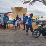 SALUT Mutiara Ilmu Universitas Terbuka Taliabu Bagi 100 Takjil di Bulan Ramadhan