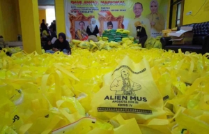 Pasar Murah Aspirasi Alien Mus, 5.000 Paket Sembako untuk Warga Malut