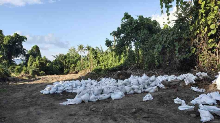 Diduga Legalkan Penggalian Topsoil, DLH-KPH Disorot